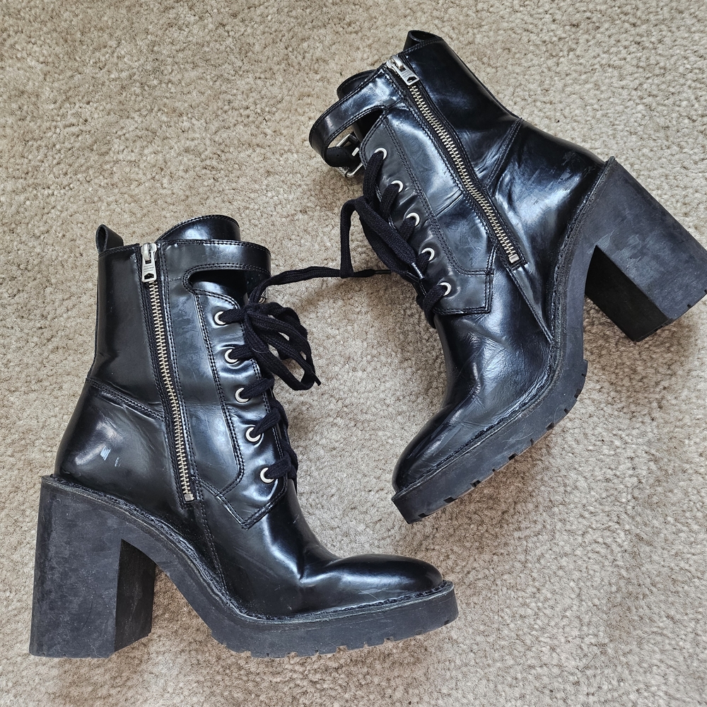 AllSaints Casey Black Leather Lace-Up Buckle Block Heel Ankle Boots SZ 40 - Picture 3 of 9